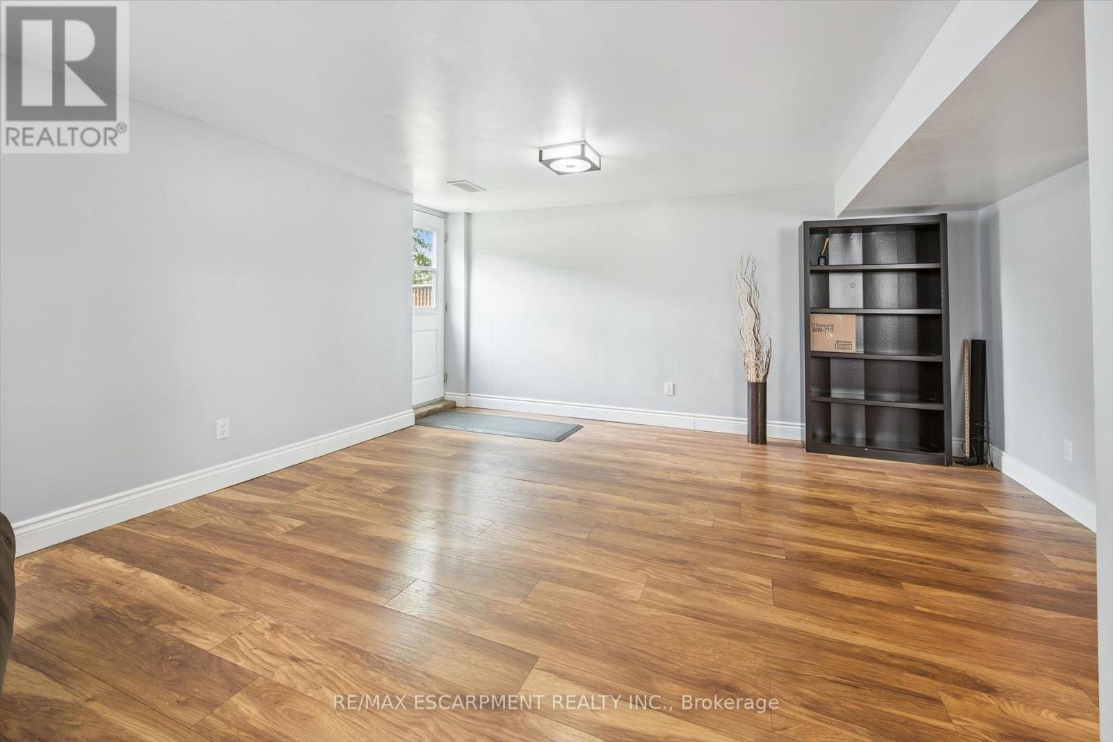 847 DOON VILLAGE ROAD - 30