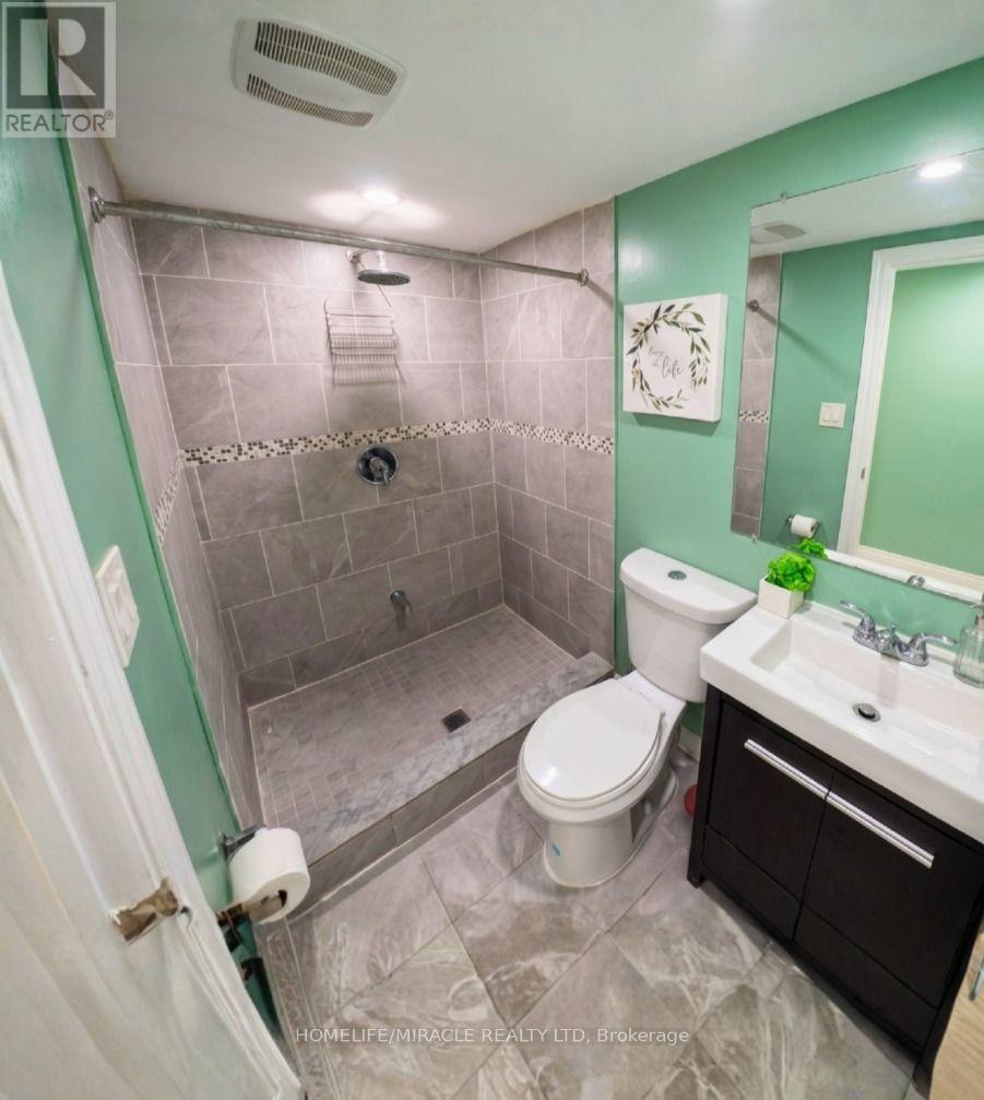113 PONTIAC AVENUE - Image 26
