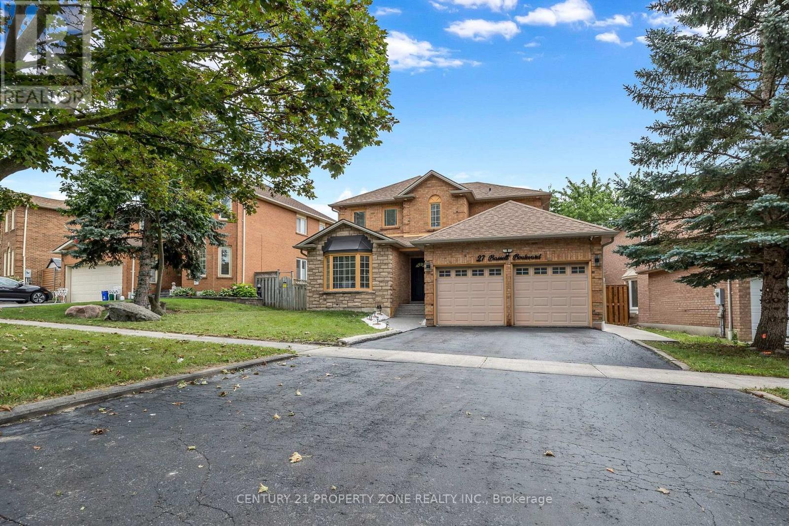 27 BASSETT BOULEVARD
