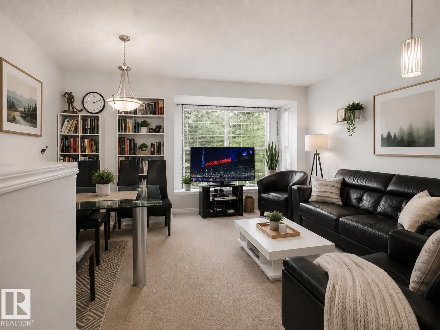 #3 10235 111 ST NW - 20