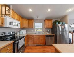 Laundry room - 414 Conductor Boulevard, Coaldale, AB T1M1P8 Photo 9