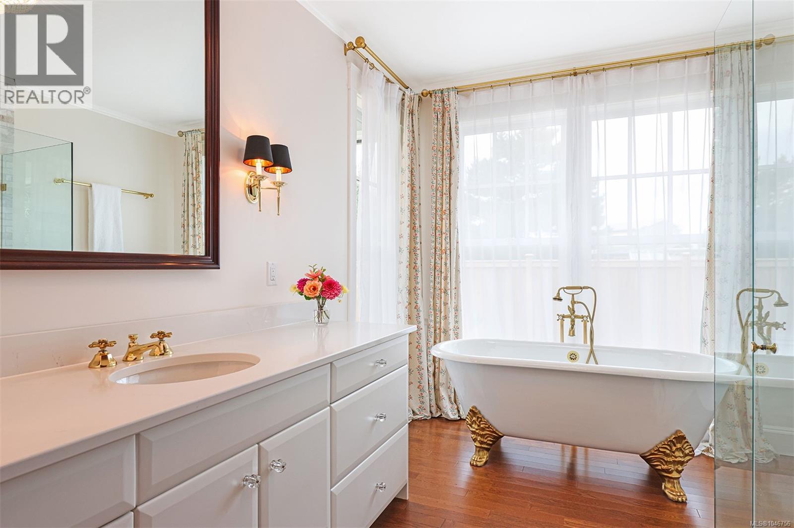485 Southwind Rd - Image 32