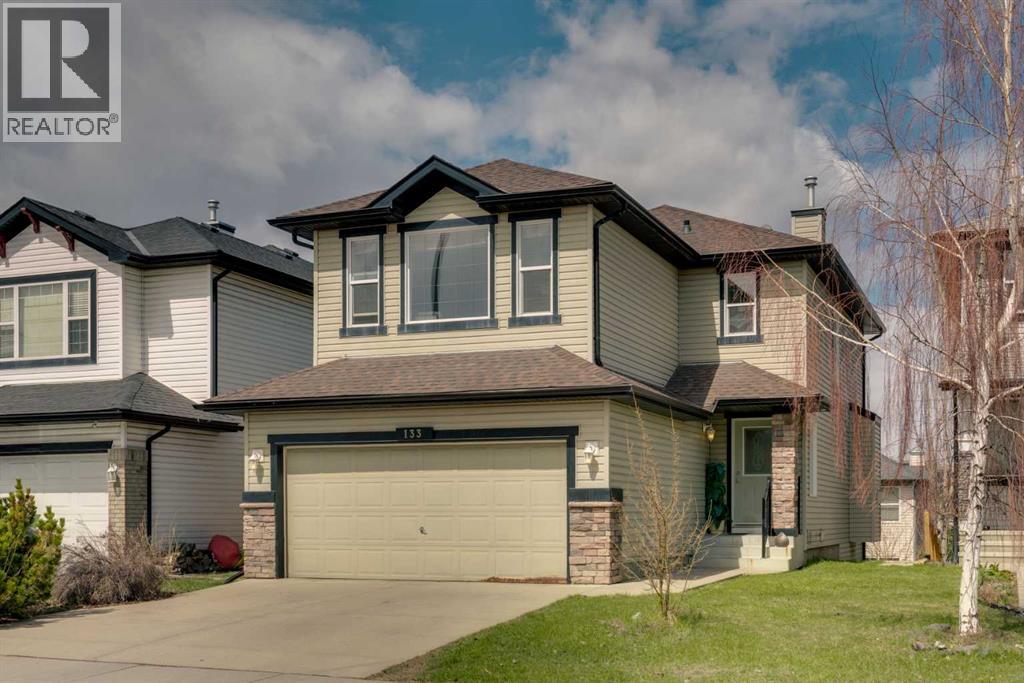 133 Everwoods Close SW