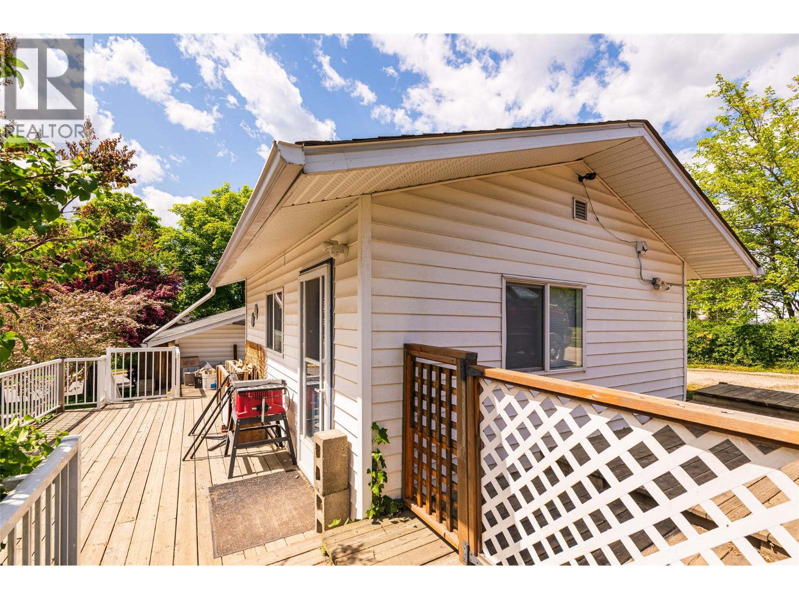 306 10th Avenue N - 24