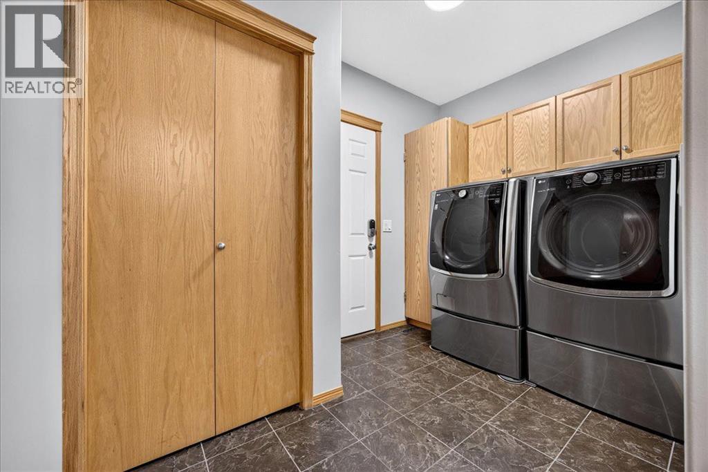 2745 Coopers Manor SW - 16