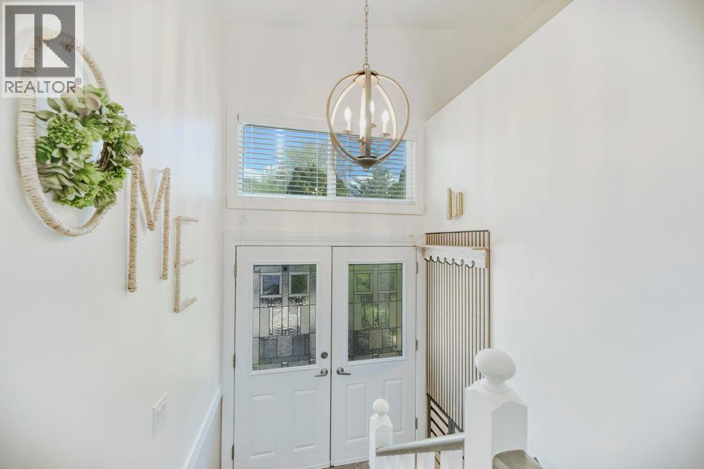 7562 CREST-A-WAY Road - 28