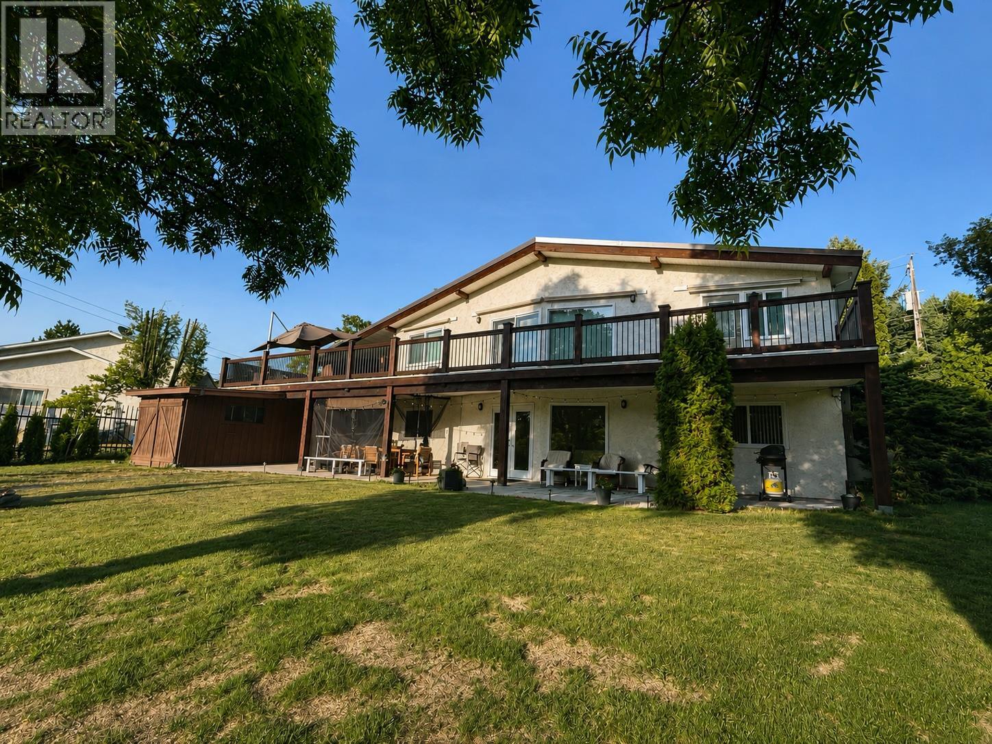 7562 CREST-A-WAY Road - 31