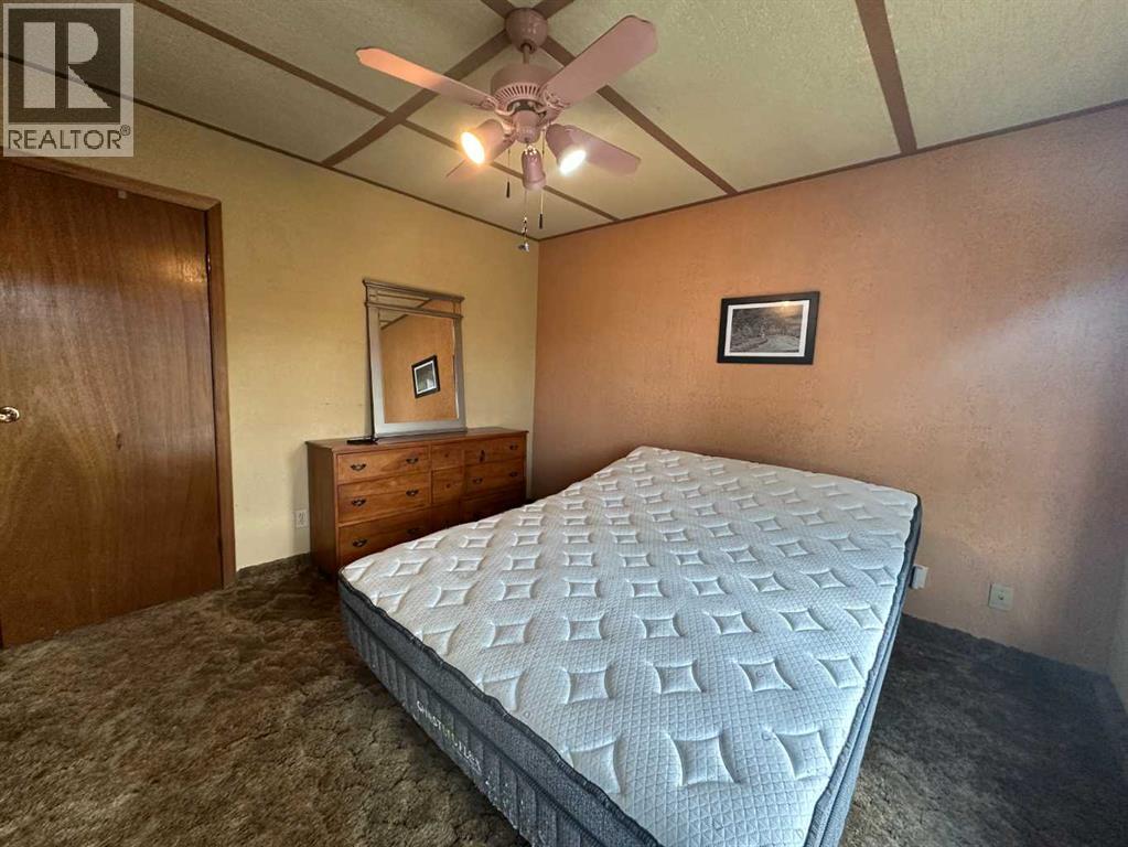 5613 48 Avenue - Image 10