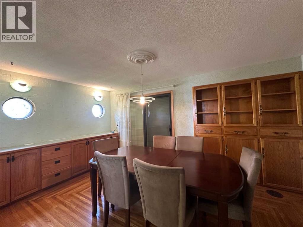 5613 48 Avenue - Image 7
