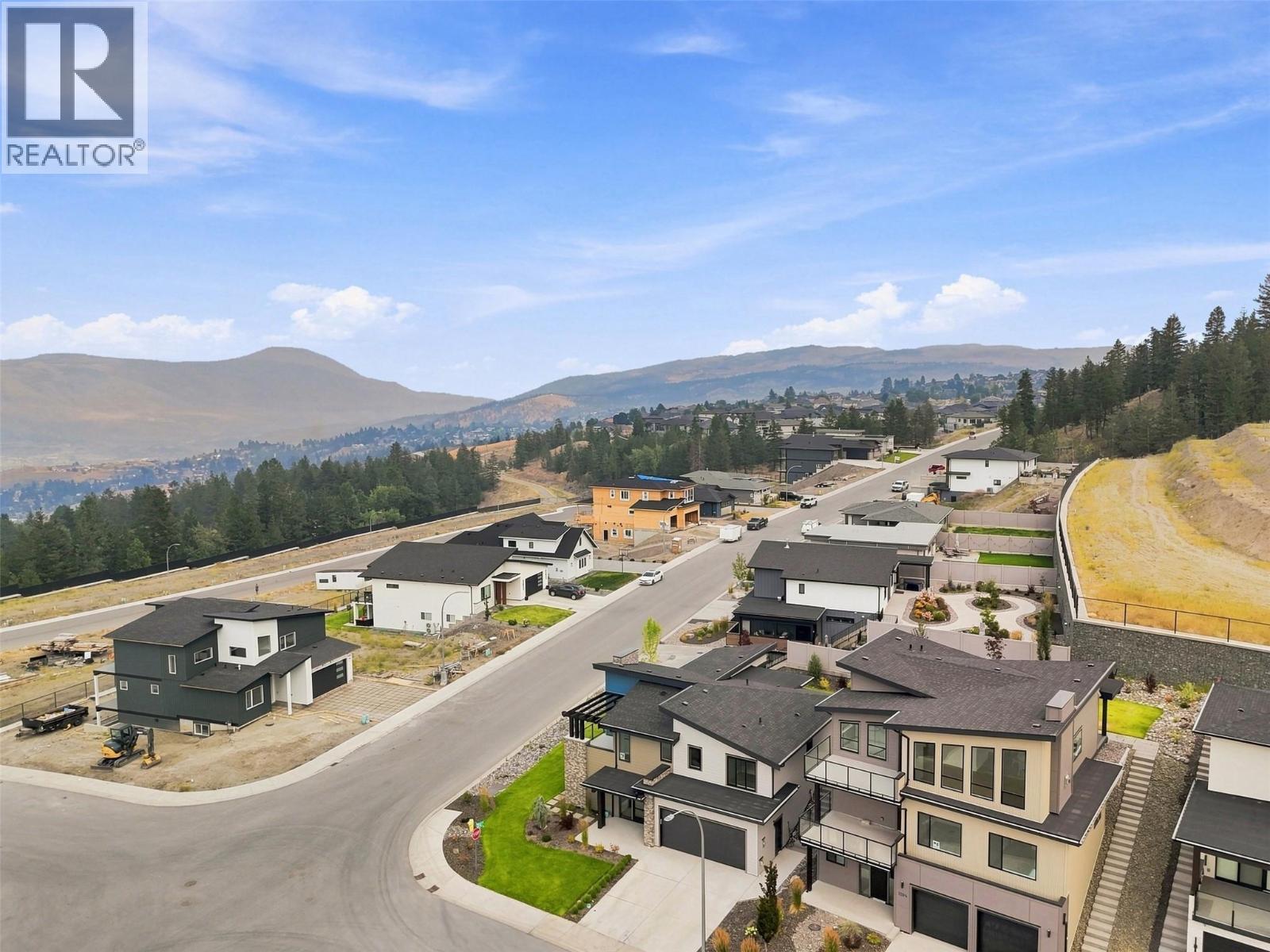 1298 BRECHIN Place - Image 41