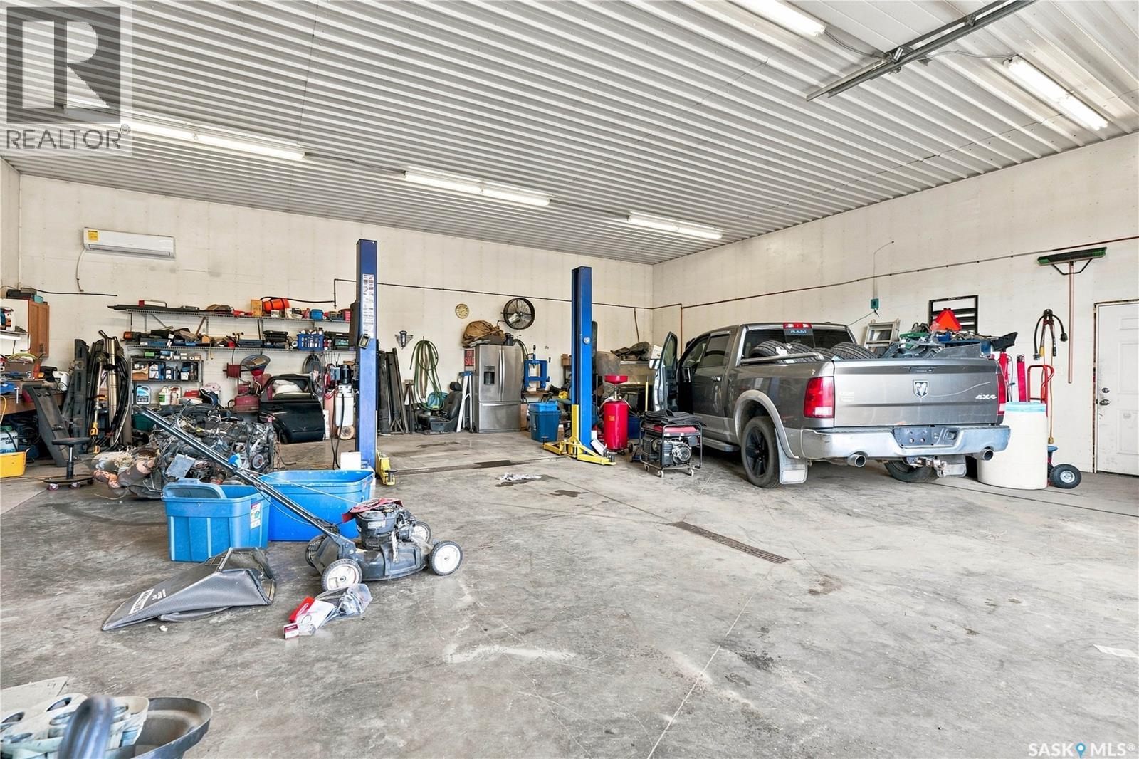 374 TWP-RD - Image 63