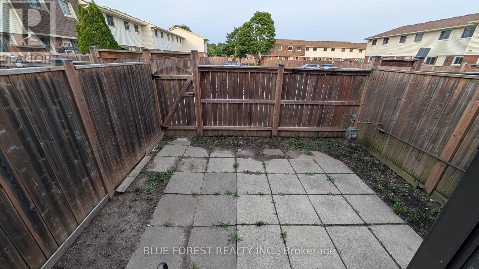 #116 51 SHOLTO DRIVE - 12