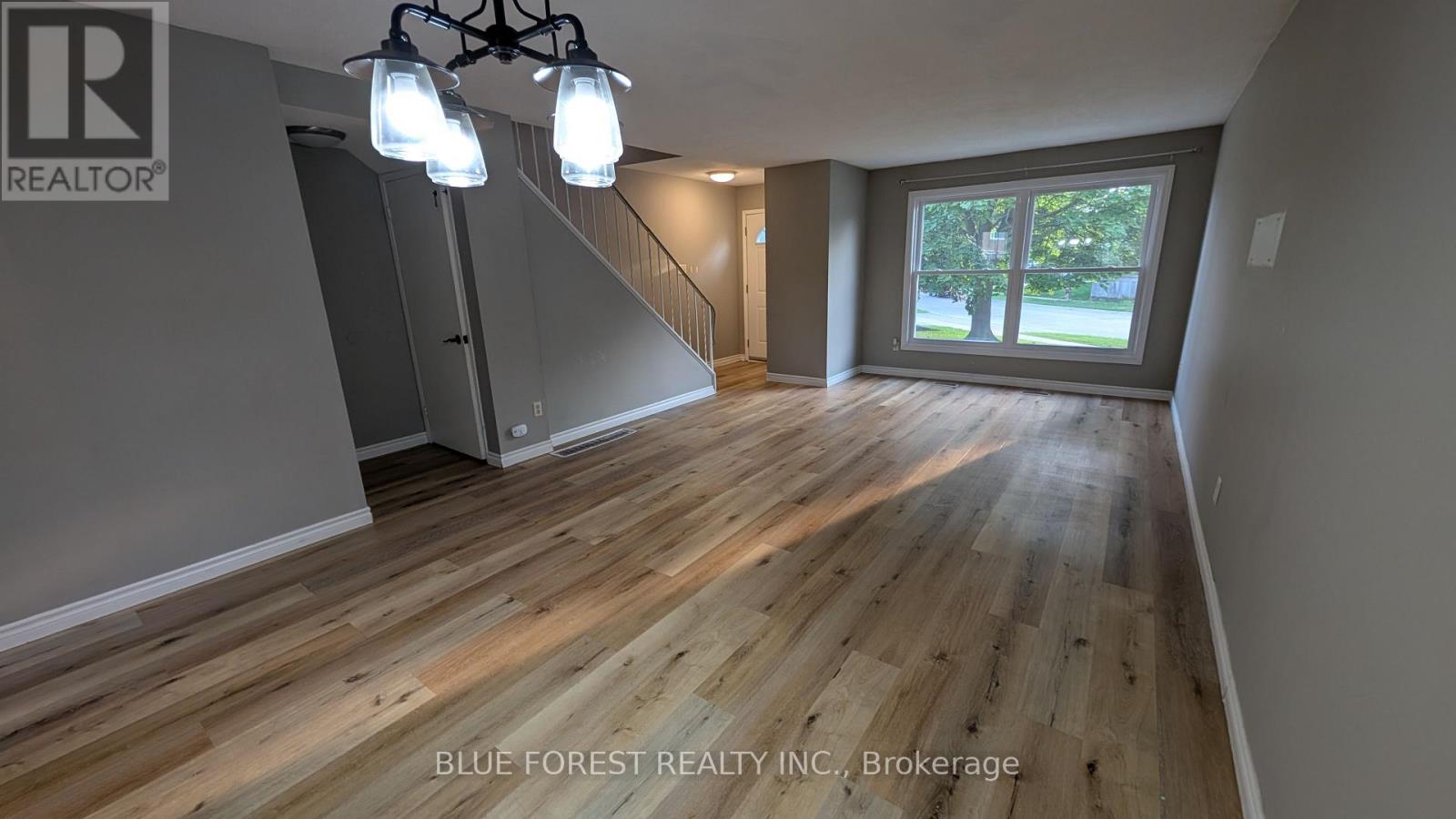 #116 51 SHOLTO DRIVE - 6