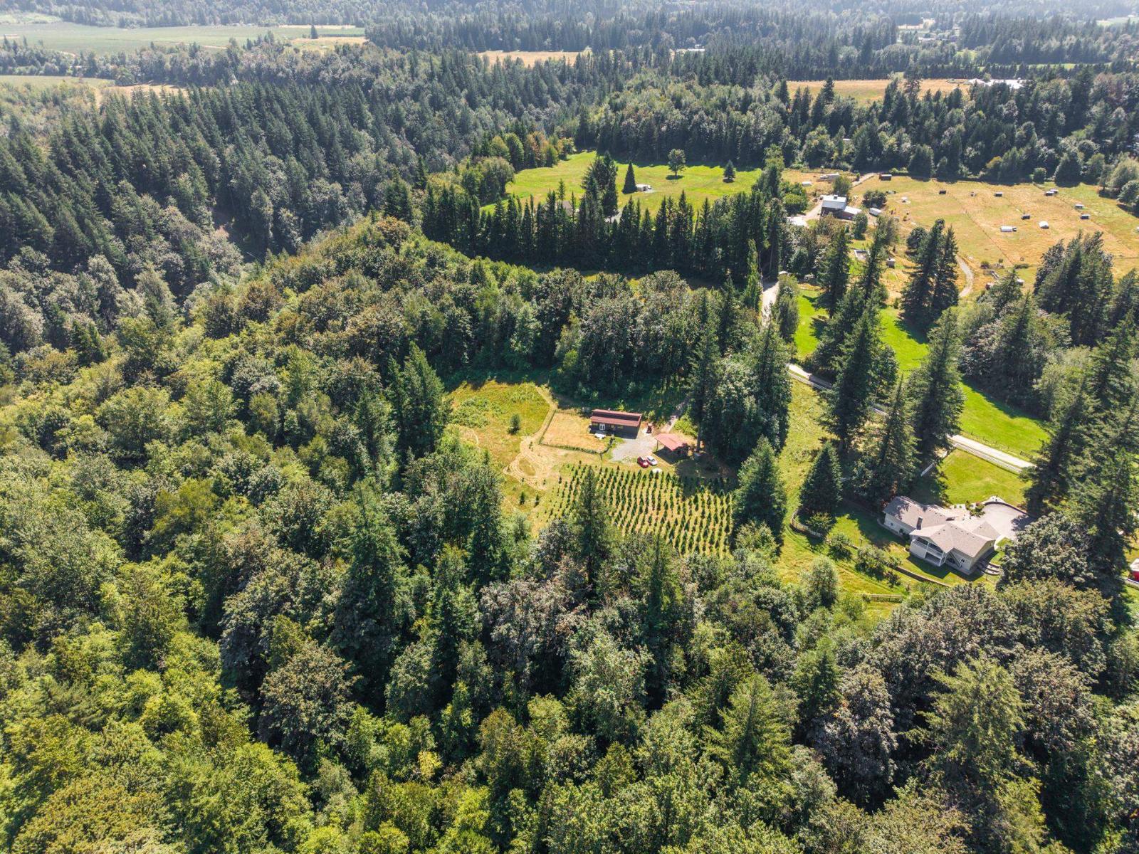 1420 JANOVICK ROAD, Columbia Valley, Columbia Valley