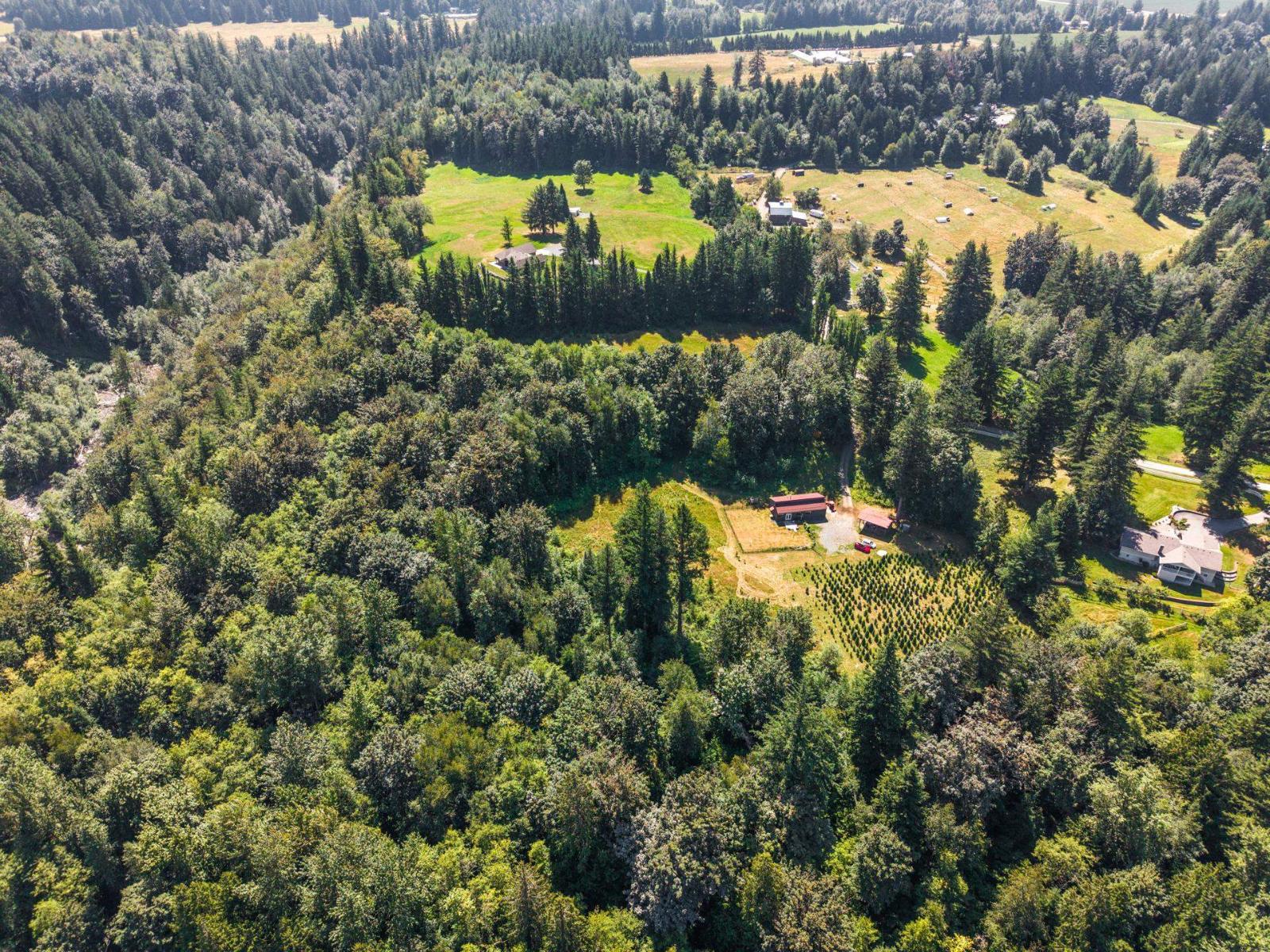 1420 JANOVICK ROAD, Columbia Valley, Columbia Valley