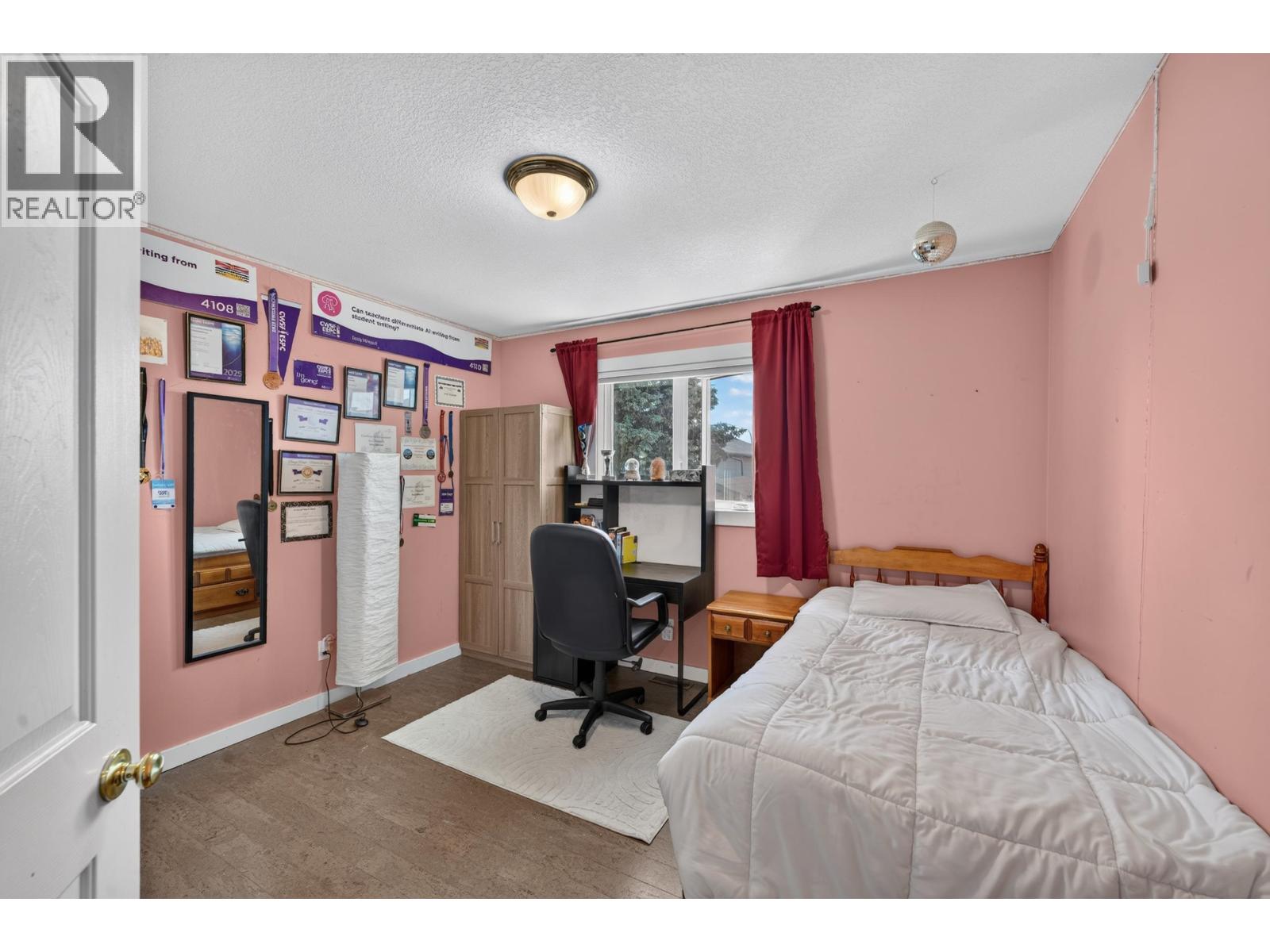 9007 112 AVENUE - 9