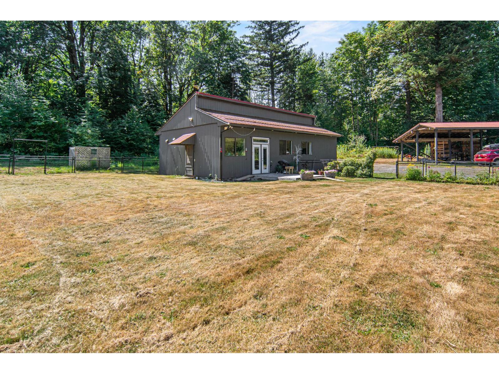 1420 JANOVICK ROAD, Columbia Valley, Columbia Valley