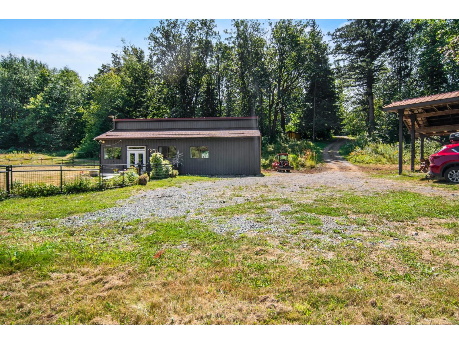 1420 JANOVICK ROAD, Columbia Valley, Columbia Valley