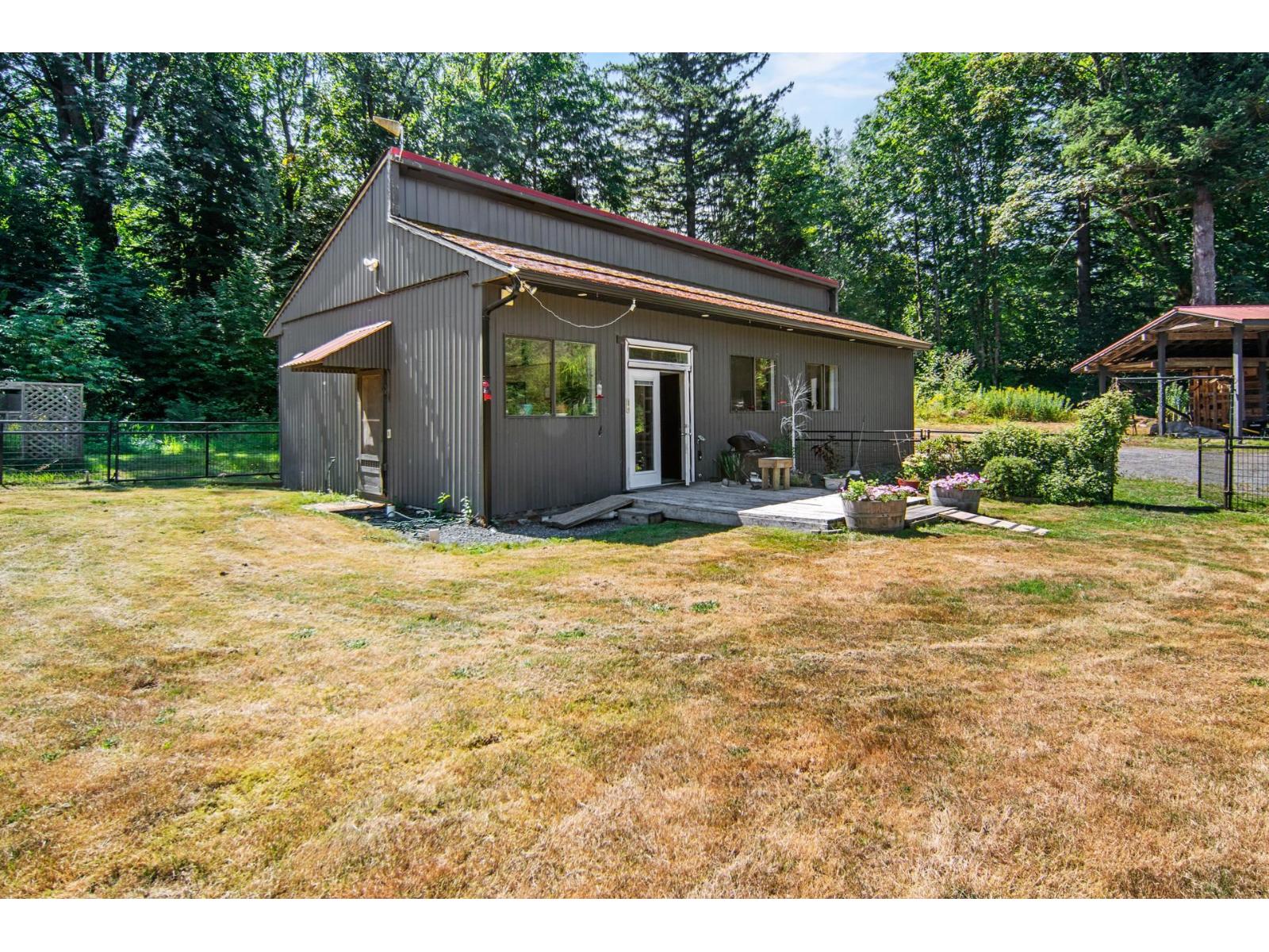1420 JANOVICK ROAD, Columbia Valley, Columbia Valley