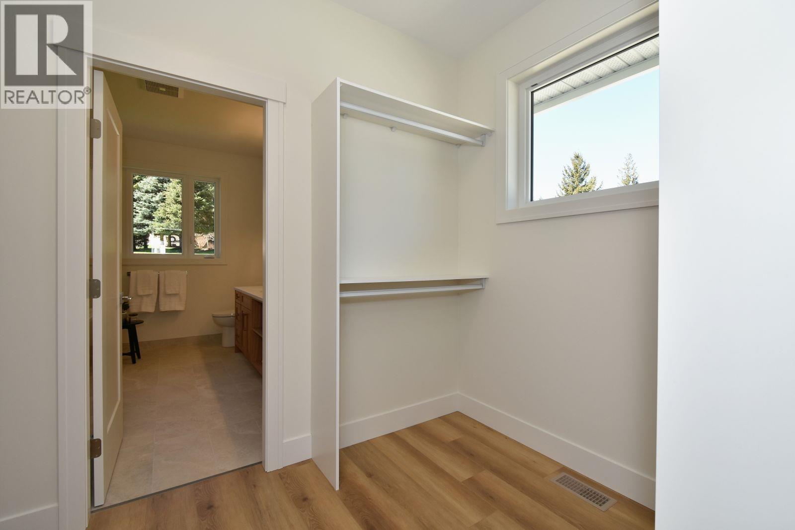 2799 Mountview Drive, Blind Bay