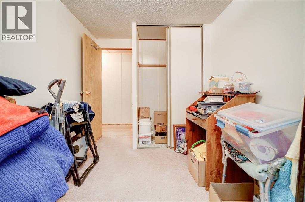 325 Minto Street - 11
