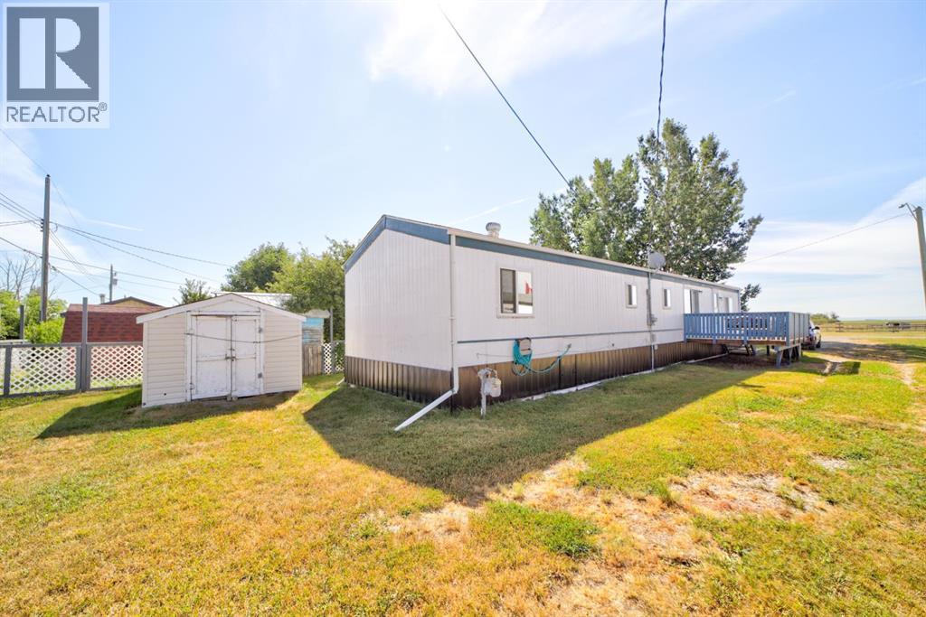325 Minto Street - 22