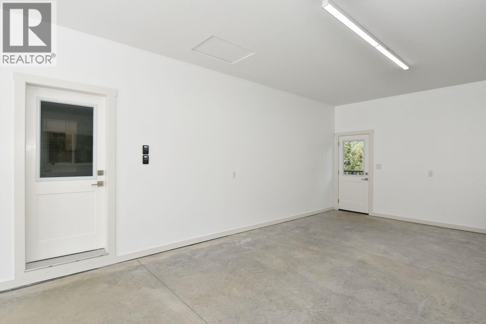 2799 Mountview Drive, Blind Bay