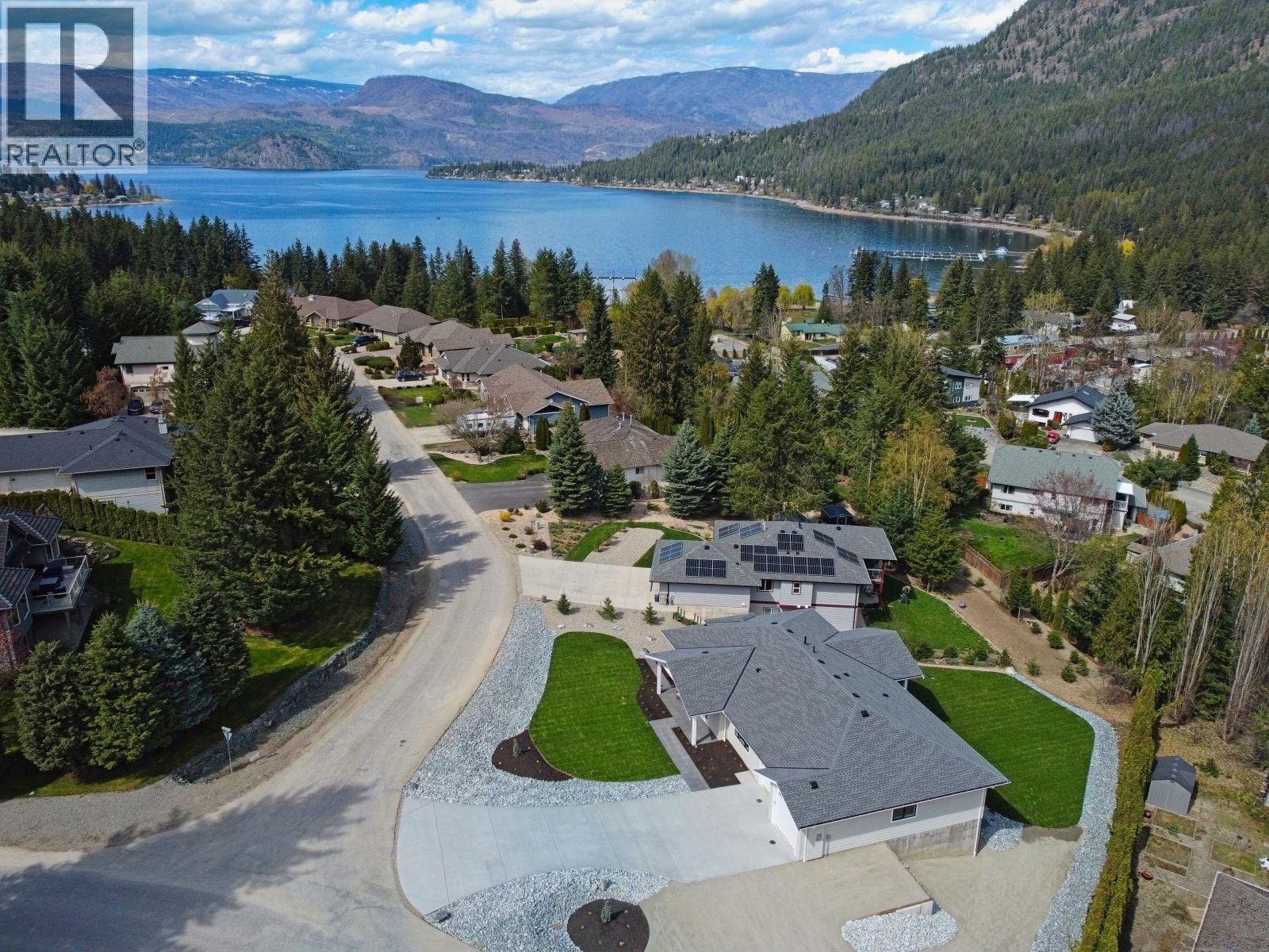 2799 Mountview Drive, Blind Bay