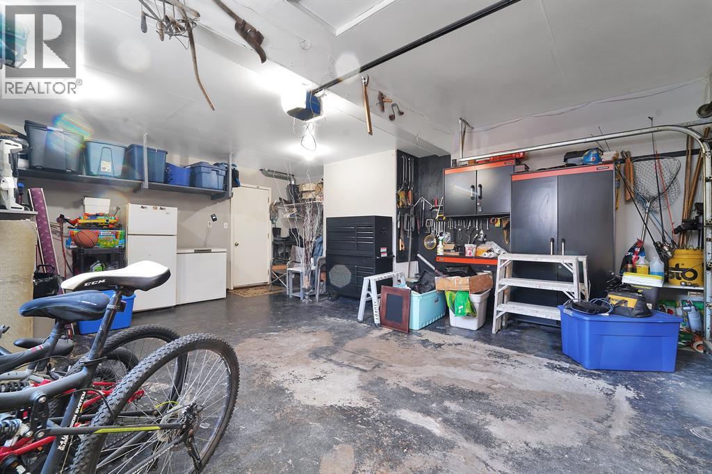 4640 47 Street - Photo 37