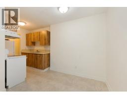 301 535 Blue Mountain Street, Coquitlam, BC V3J4R2 Photo 8