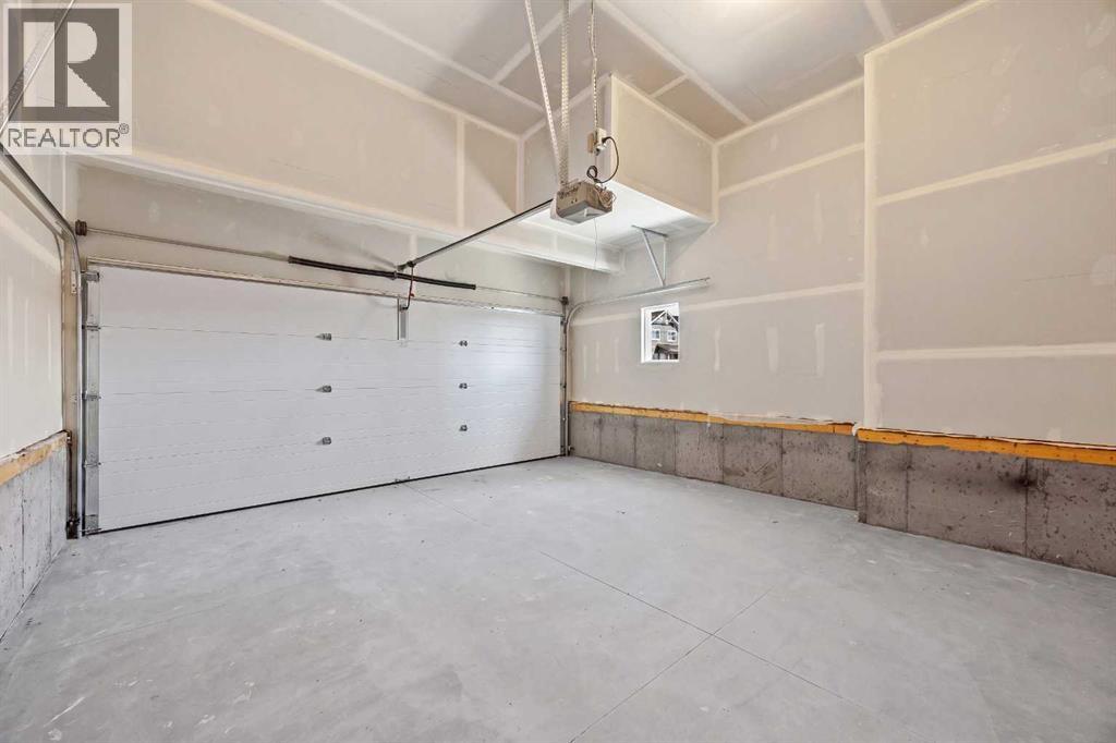 149 Creekside Street SW - Image 45