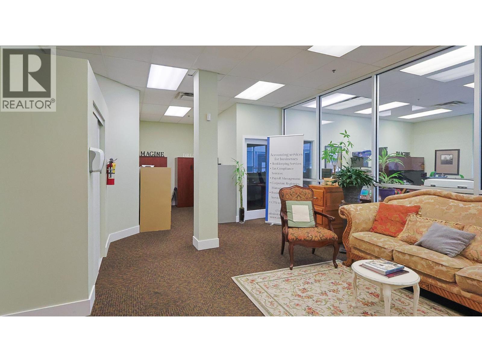 217 1634 Harvey Avenue, Kelowna