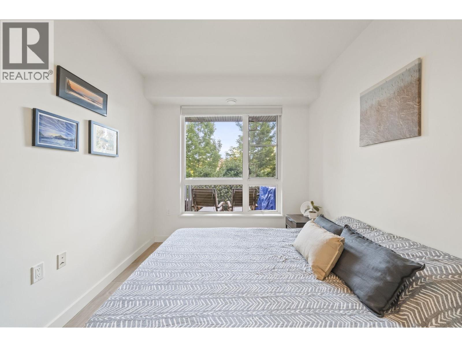 214 1621 HAMILTON AVENUE, North Vancouver