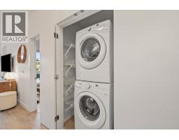 214 1621 Hamilton Avenue, North Vancouver, BC V7P0B6 Photo 14