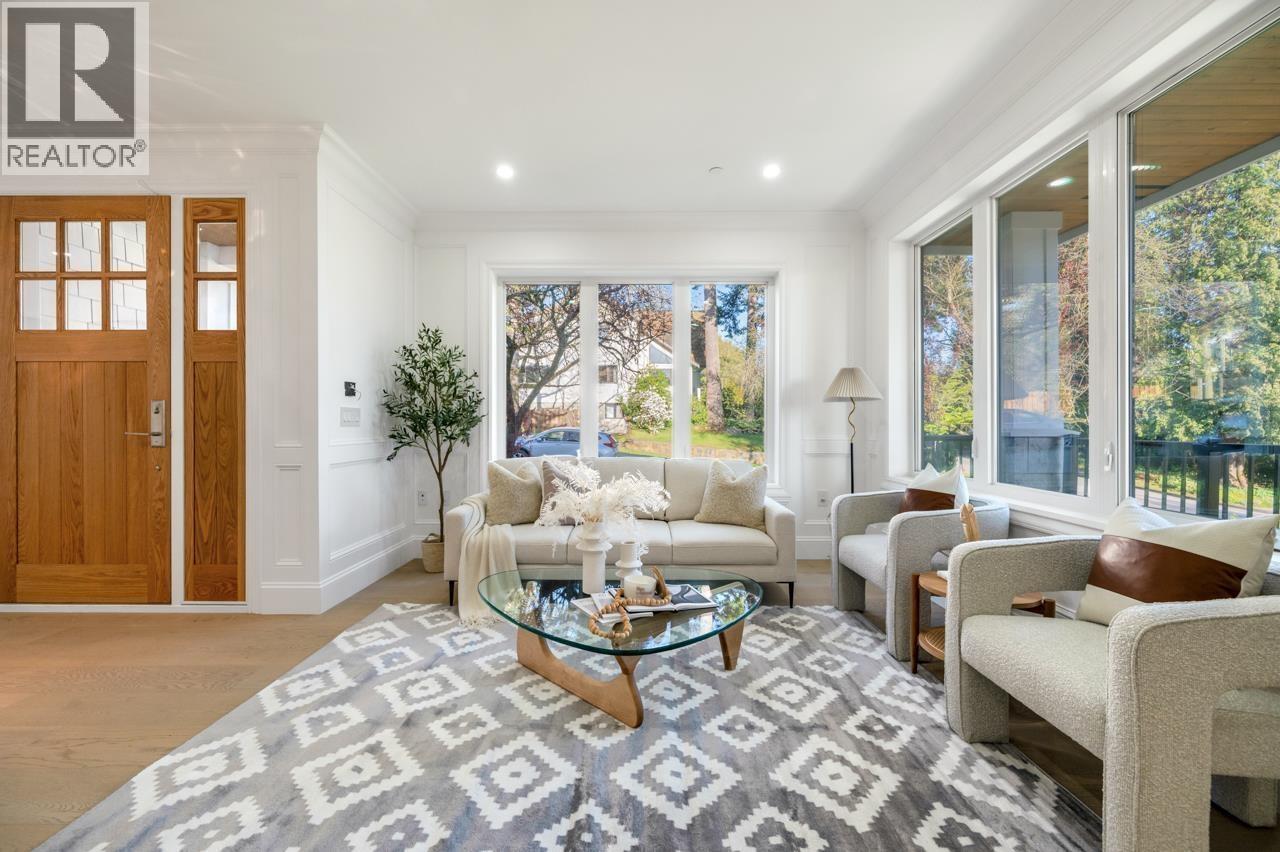 5081 CROWN AVENUE, Vancouver