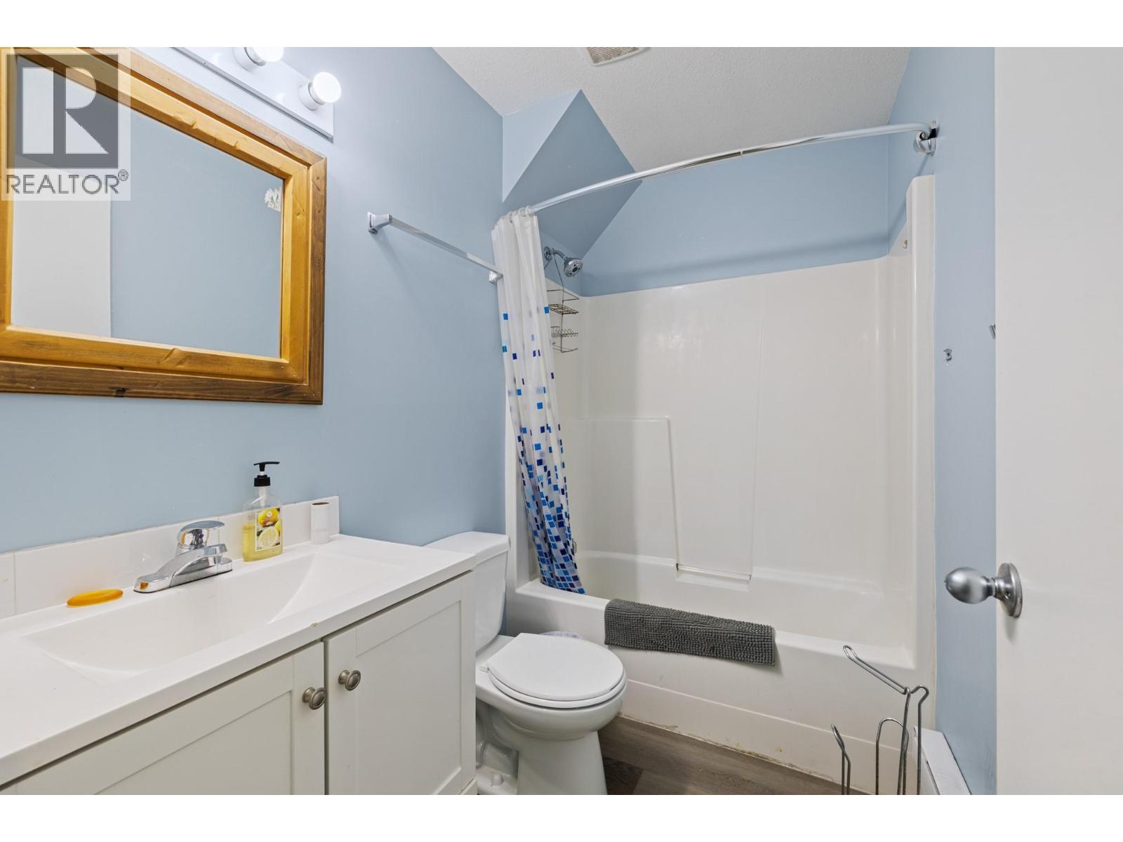 7475 Porcupine Road Unit# 3, Big White