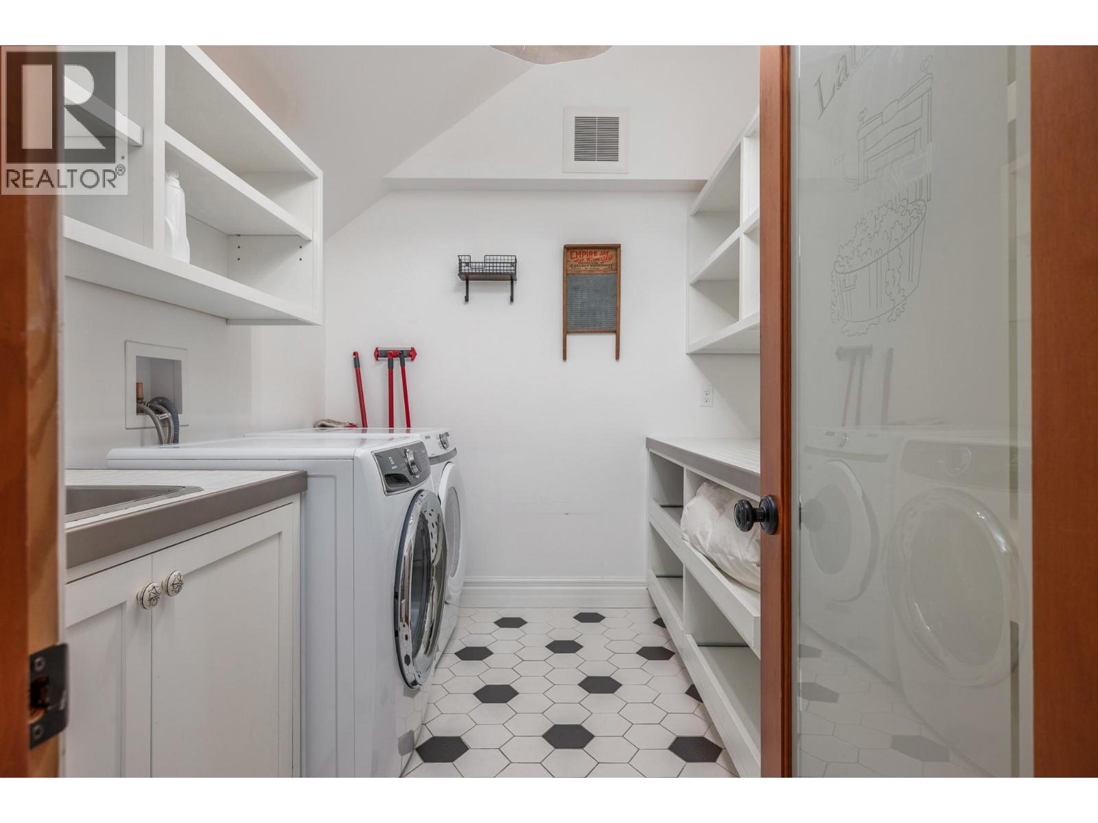 2501 30 Avenue, Vernon