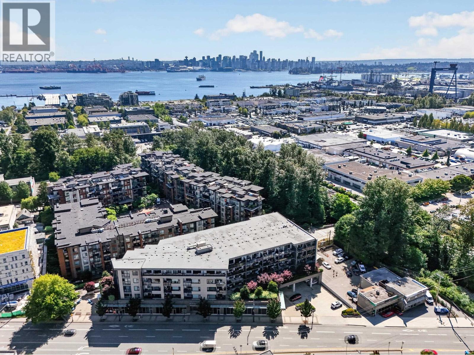50* 725 MARINE DRIVE, North Vancouver