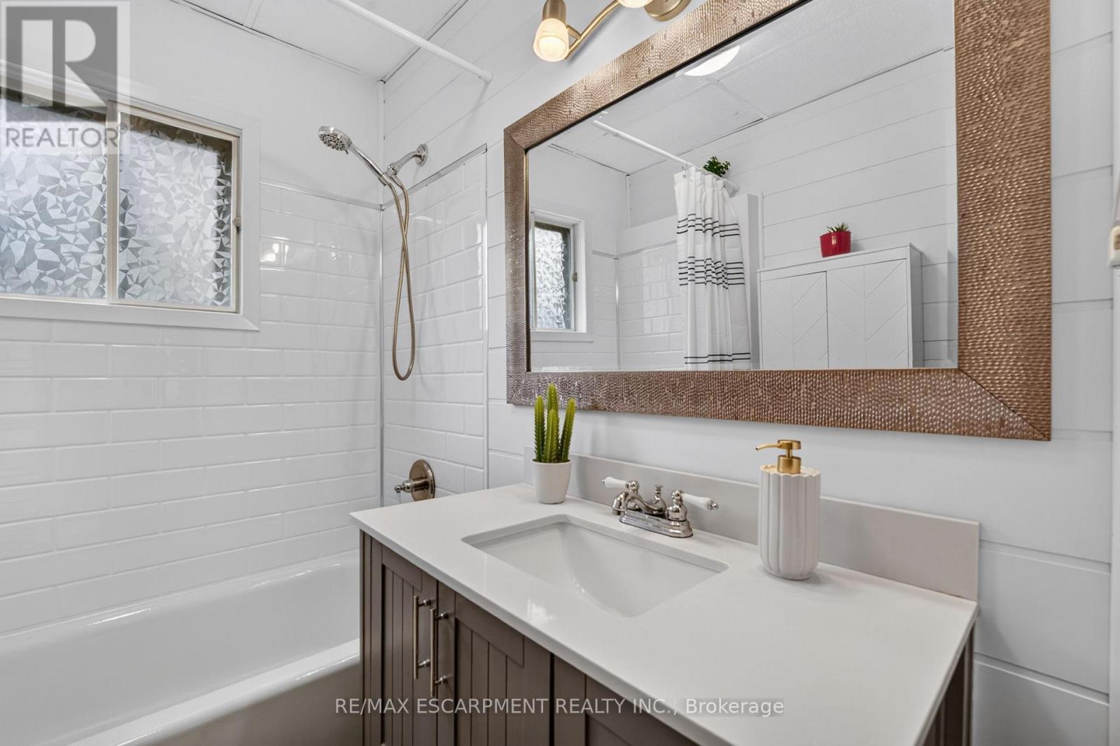 333 SIMPSON AVENUE - 22