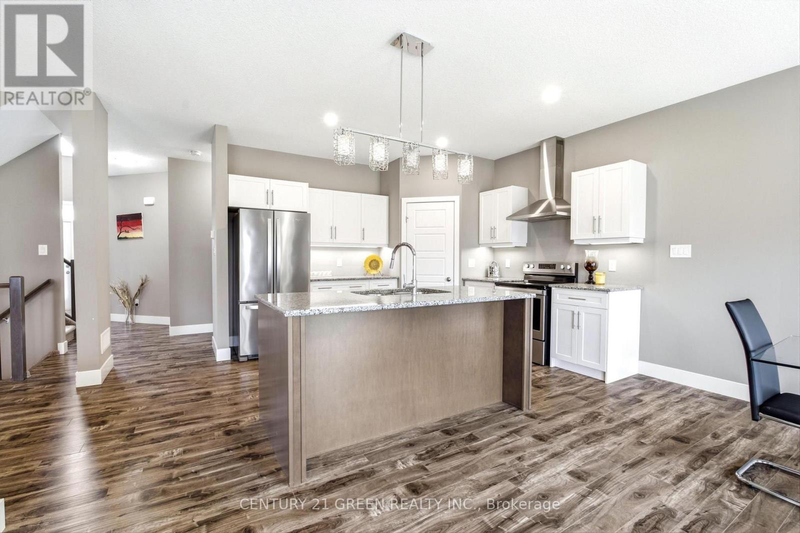 1400 SANDBAR STREET - 16