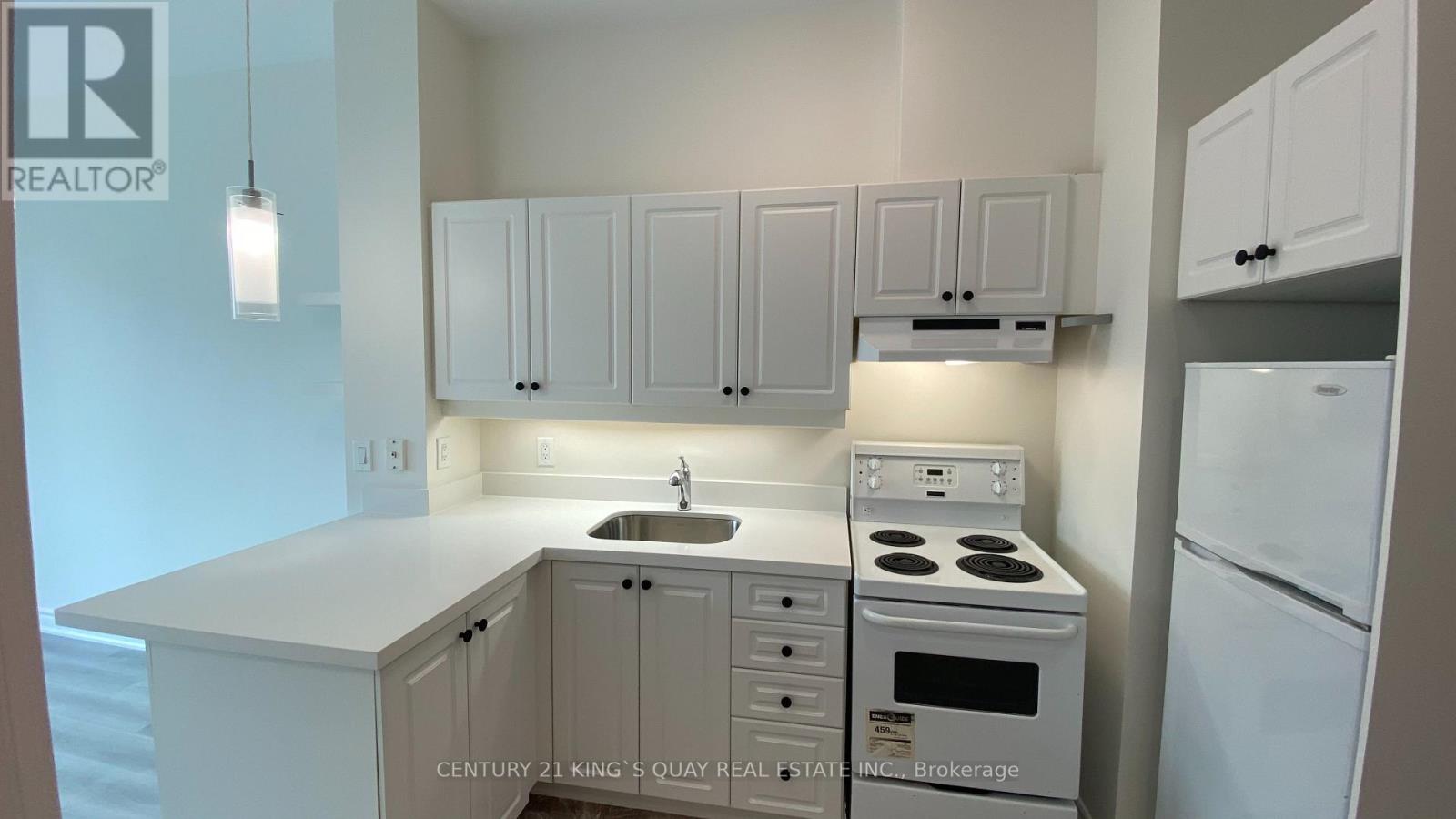 #1214 7 KING STREET E - 8