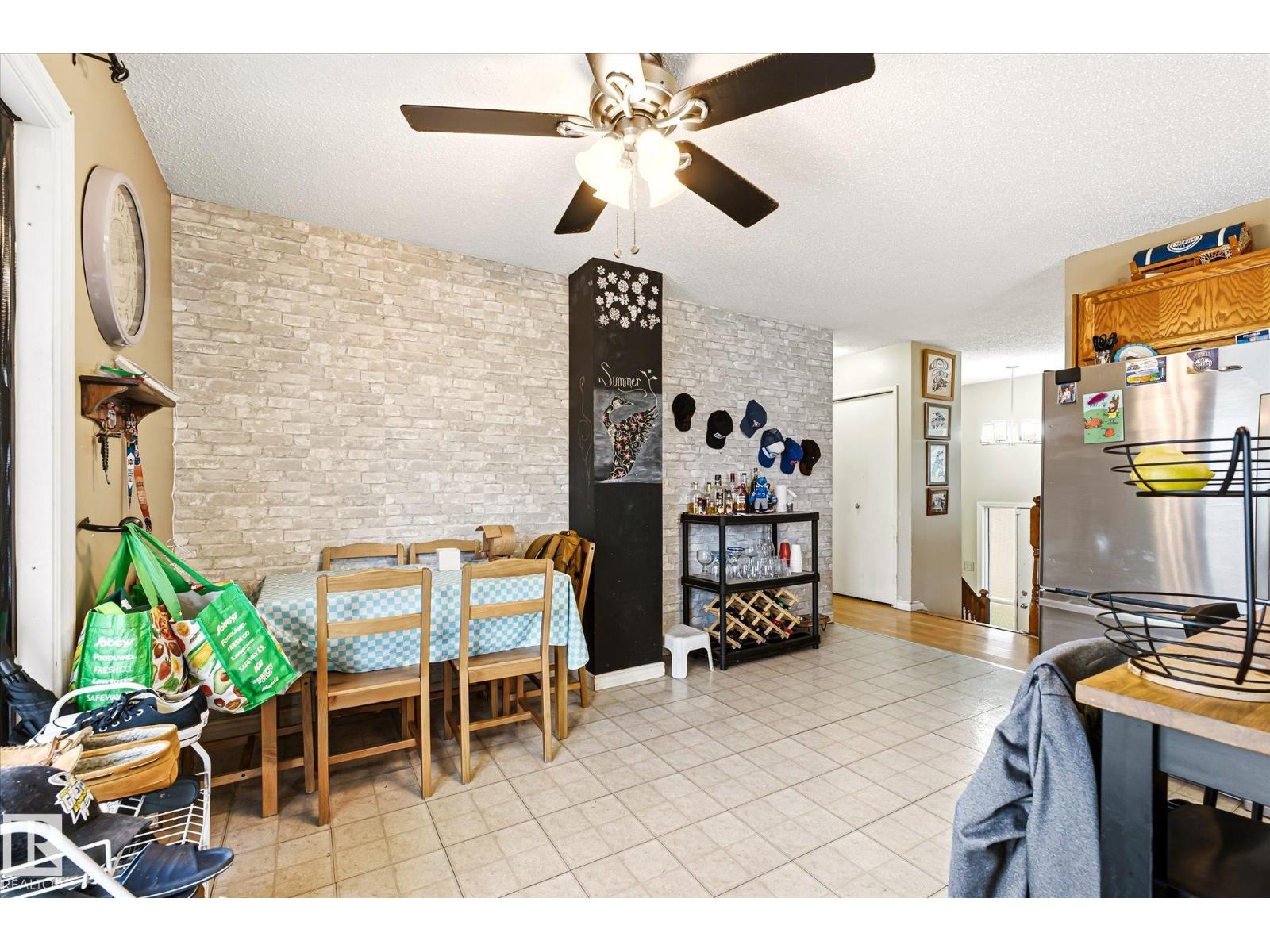 12435 46 Street NW - Photo 11