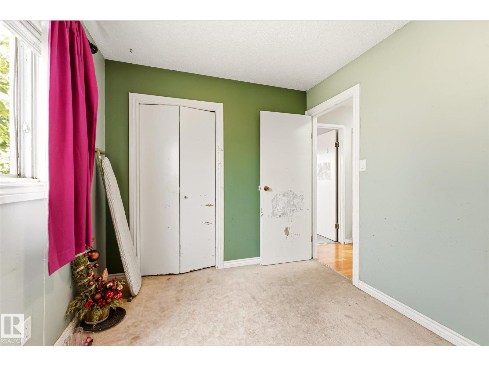 12435 46 ST NW - 19