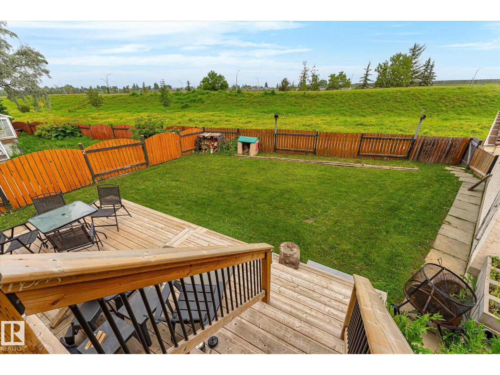 12435 46 ST NW - 41