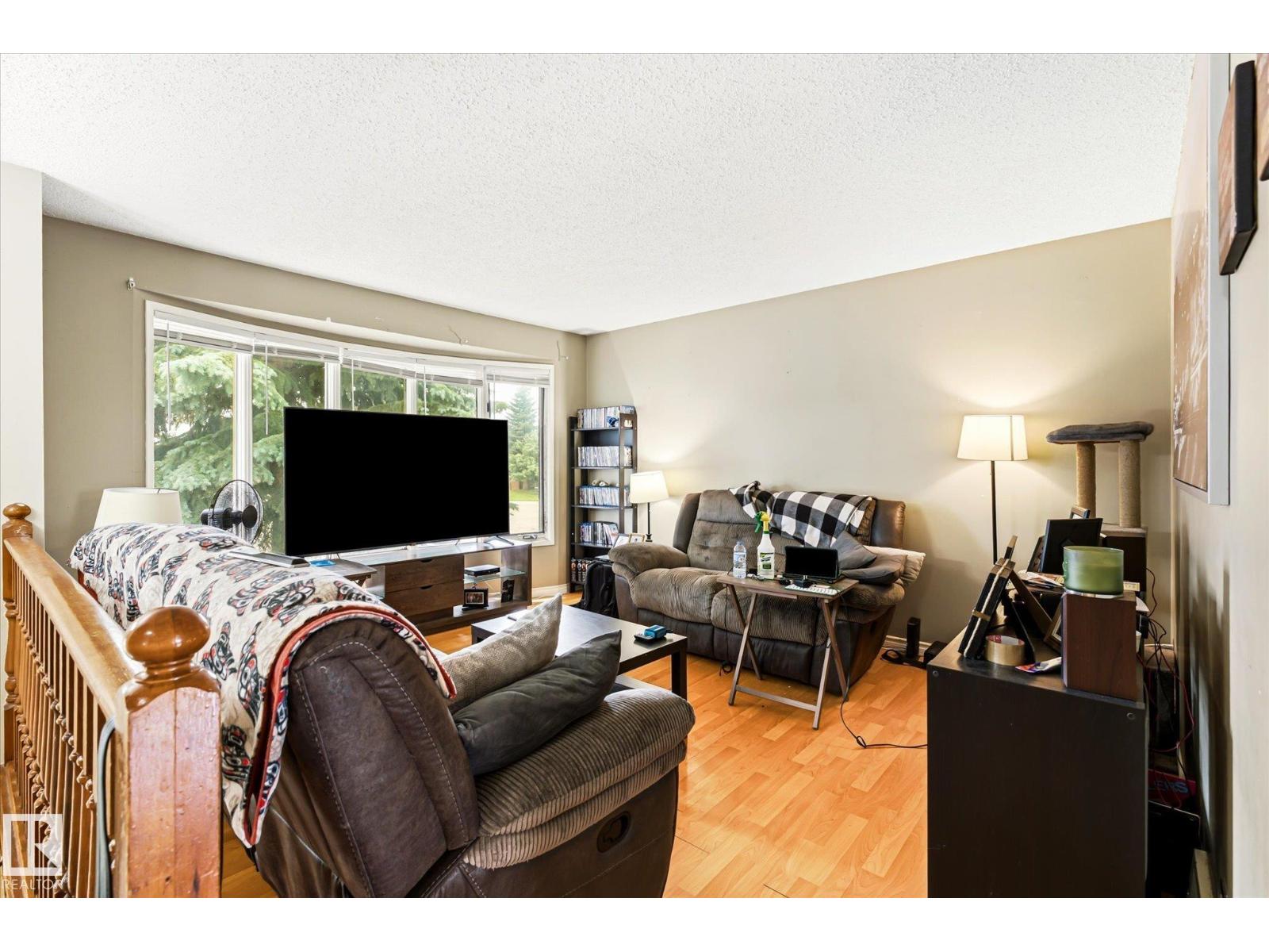 12435 46 ST NW, Bergman, Edmonton photo 5