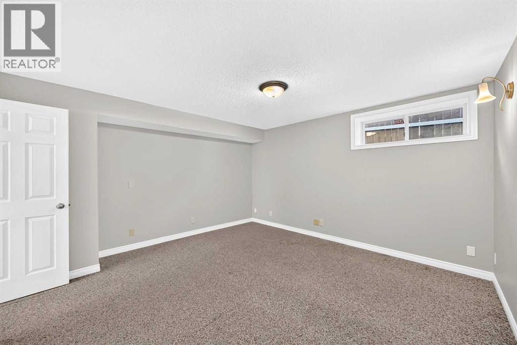 12915 Coventry Hills Way NE - Image 39
