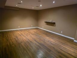 155 Wilkinson Crescent, Portage La Prairie, MB R1N1A7 Photo 18