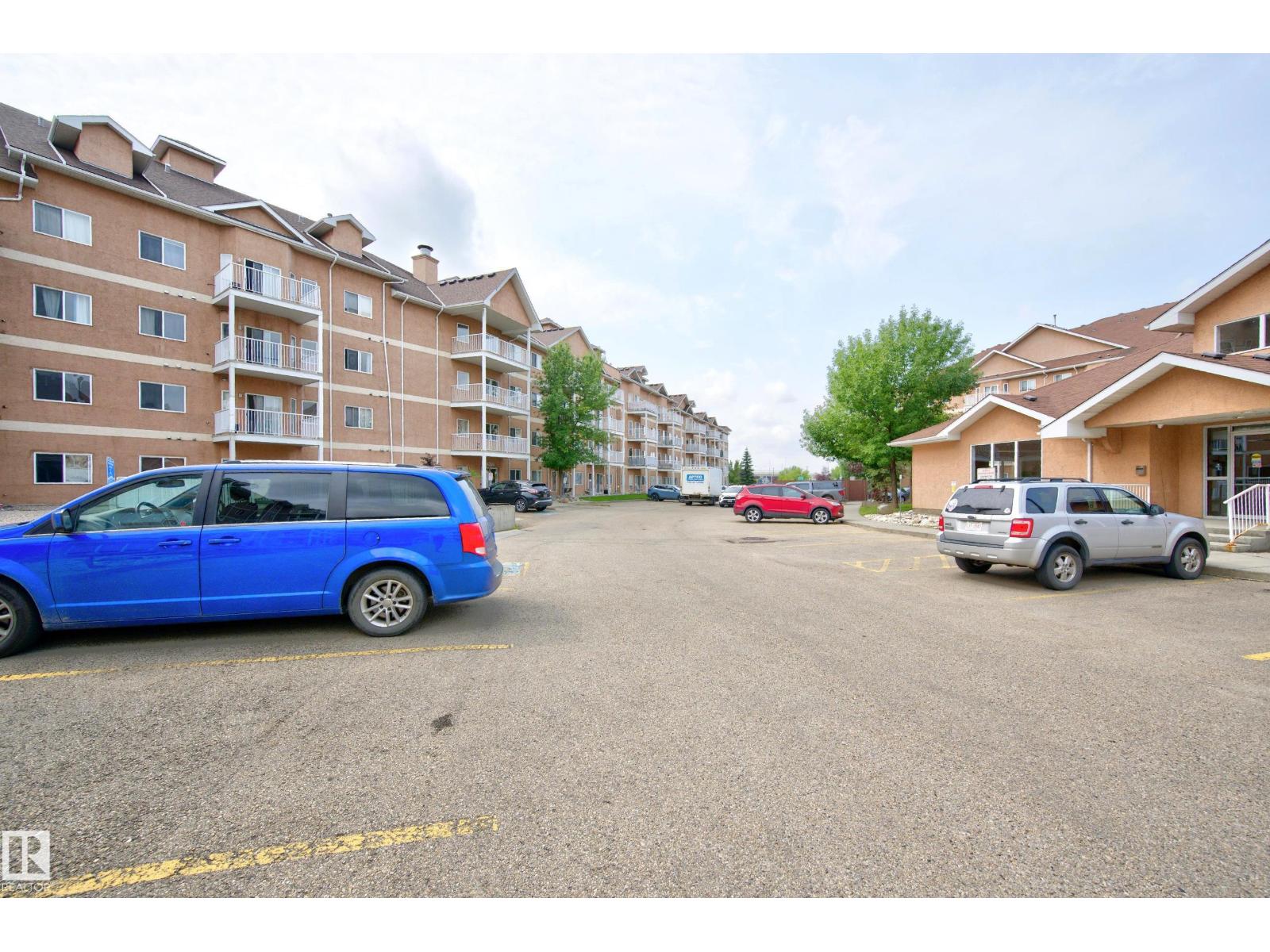 #211 4316 139 AV NW - Image 53