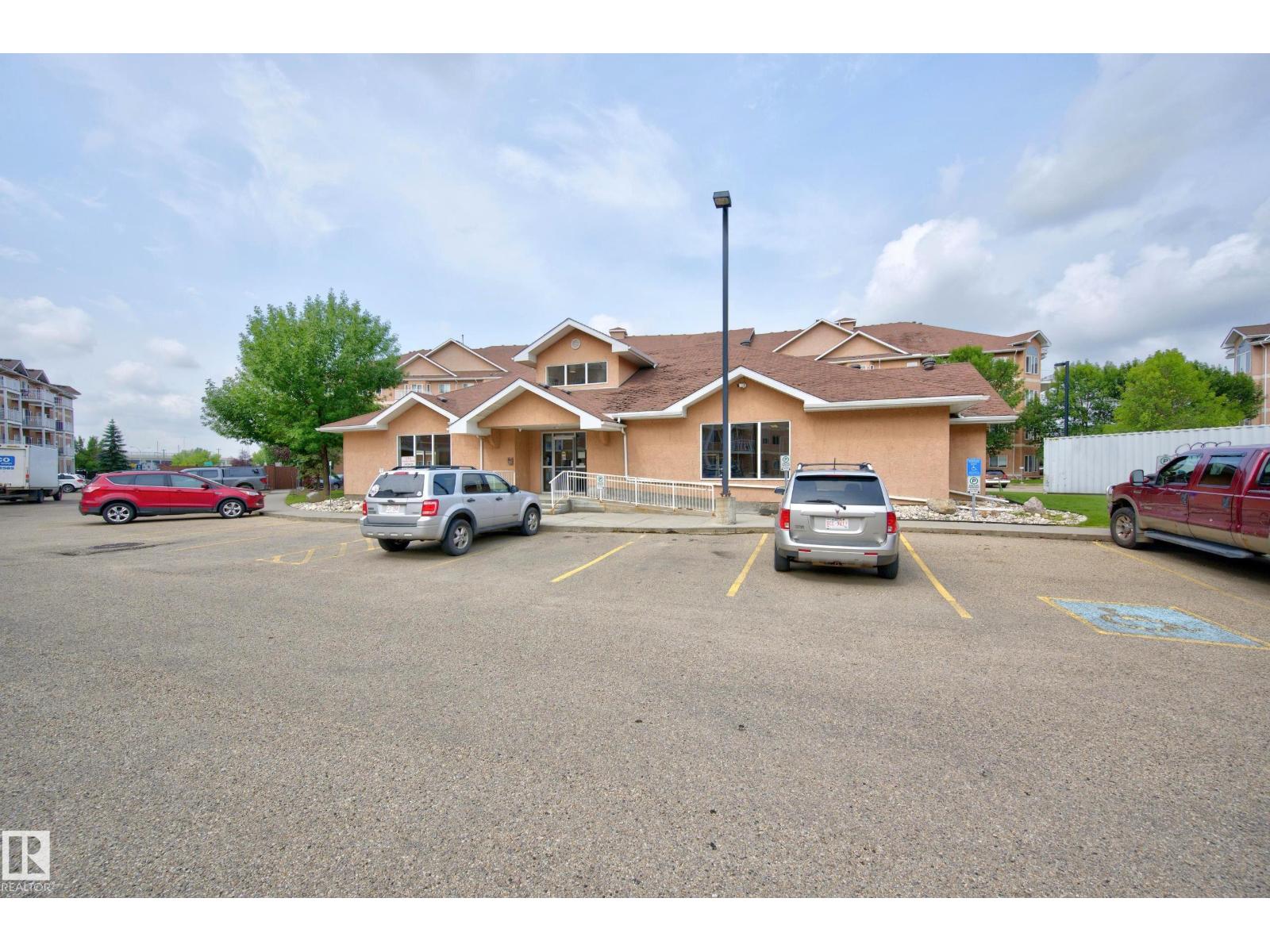 #211 4316 139 AV NW - 41