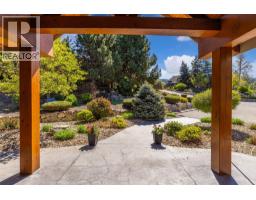 Full ensuite bathroom - 4150 Seddon Road, Kelowna, BC V1W4C9 Photo 17